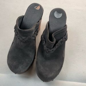 Ugg clog grey suede shoes SZ 7